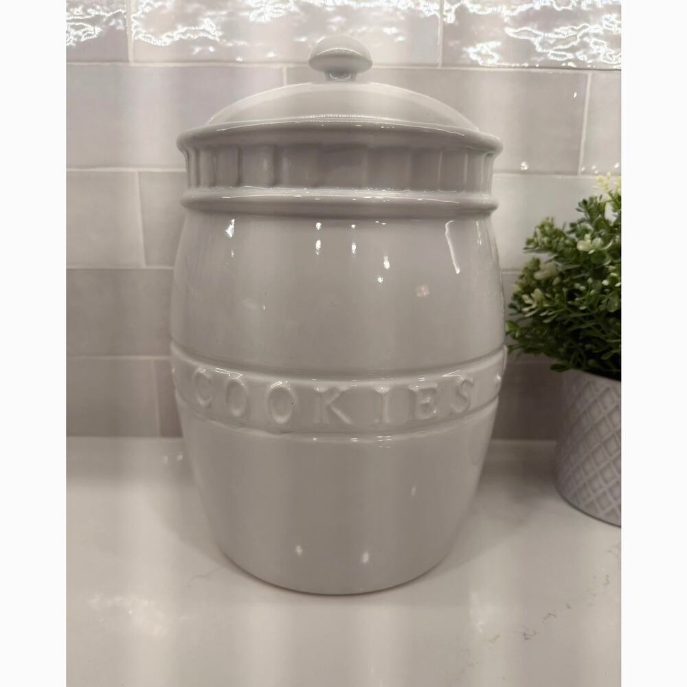 White Cookie Jar‎ Boston Warehouse